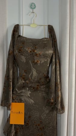 فستان سهره ناعم