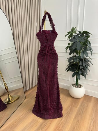 فستان سهرة دانتيل مورد بطانه باربي