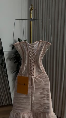 فستان سهرة منفصل قطعتين بقصة كورسيه