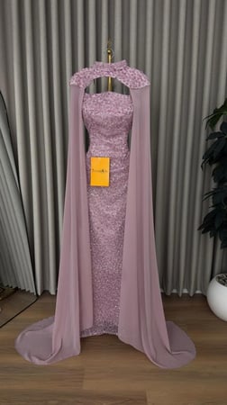 فستان سهرة وردي