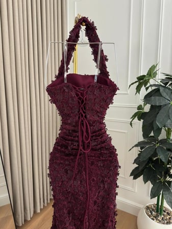 فستان سهرة دانتيل مورد بطانه باربي