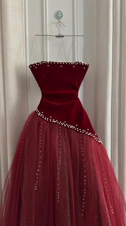 فستان سهرة جوخ مطرز لول لمعه