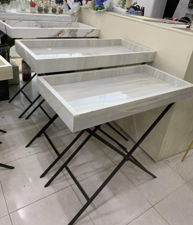 طاولة تقديم جانبيه  قابله لطي