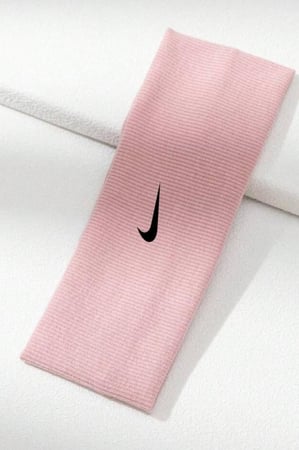 ربطه شعر نايك لون وردي