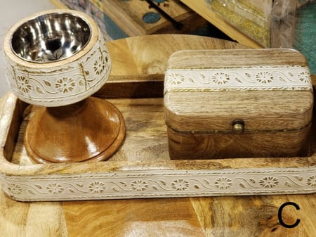 طقم مباخر هندية مع علبة بخور مطرزة بالنحاس صناعة يدوية