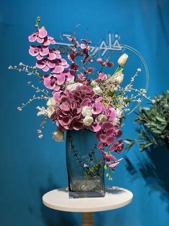 فازة الجمال (ورد صناعي ملمس طبيعي)