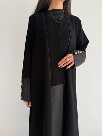 عباية كريب اسود