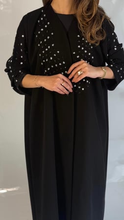 عباية شك خرز