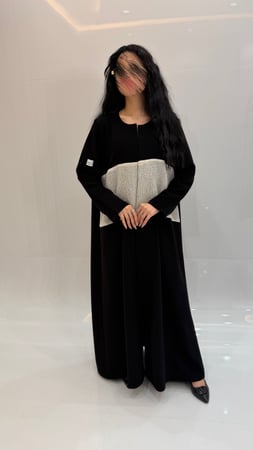 عباية نص كلوش