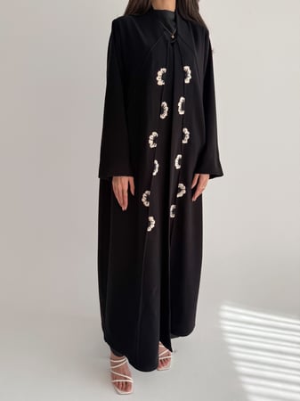 عبايات صيفيه سوداء