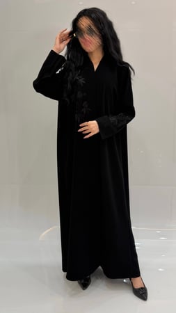 عباية سوداء فخمة