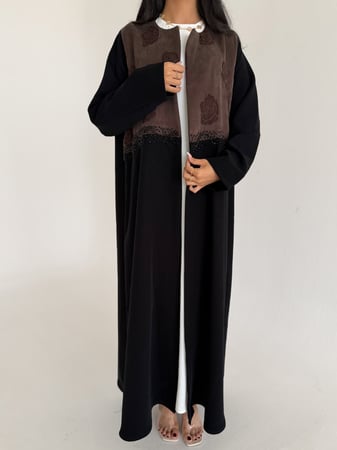 عبايات كريب سوداء