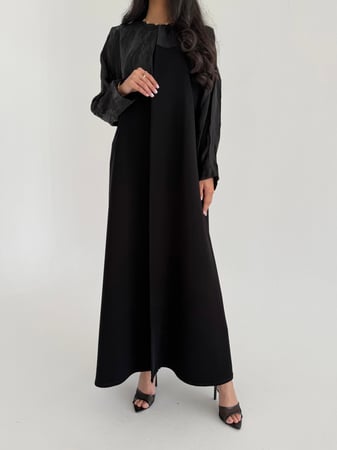 نجلاء | عباية صيفية كريب إندونيسي مع تدخيلة حرير جاكار