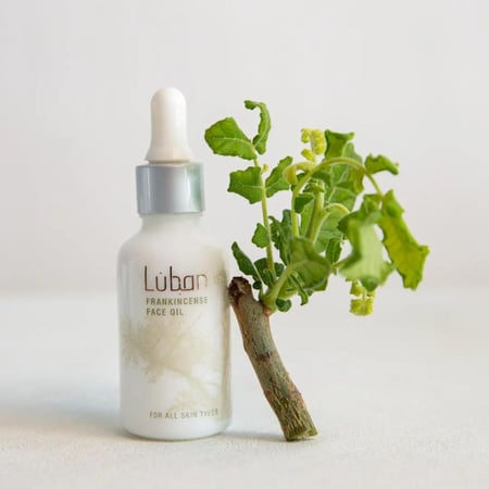 زيت ترطيب الوجه