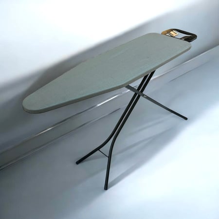 دريم هاي طاولة كوي ملابس قابلة للطي - سطح مبطن -  أرجل معدن متينة - أس