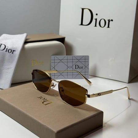 نظارة ديور بإطار معدني ذهبي وعدسة بنية