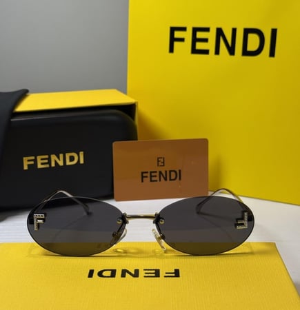 نظارة فندي بدون إطار باللون الفضي