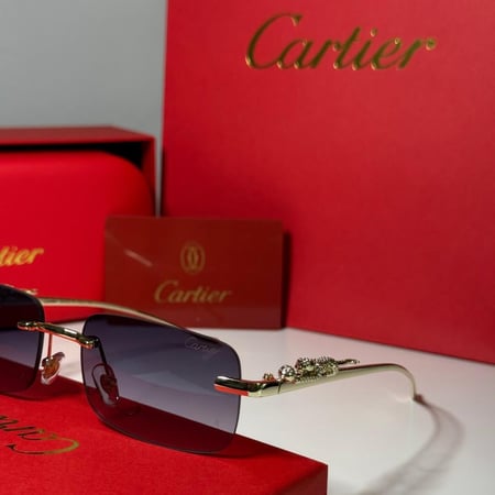 نظارة كارتير بدون إطار باللون الذهبي