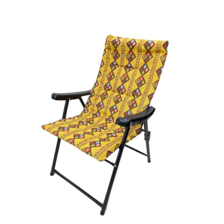 كرسي قابل للطي نجدي متعدد الالوان