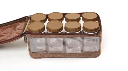 شنطة عزبة مع علب بلاستك 8 قطع