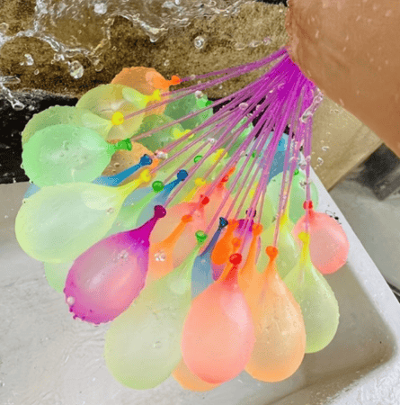 111 بالون ماء