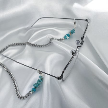 سلسلة نظارة بحجر التركواز | Turquoise stone eyeglasses chian