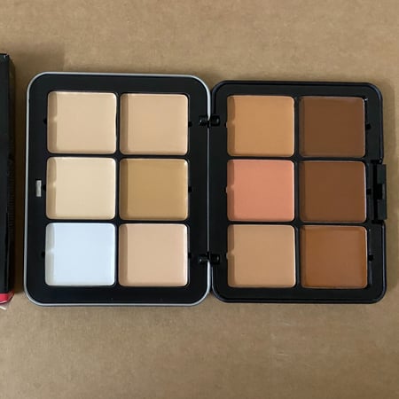 باليت بروفيشنال فرح كونتور + كونسيلر ww483