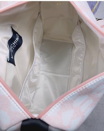 شنطة موسكينو للمواليد