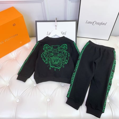 بدلة كينزو شتوي مطرزه