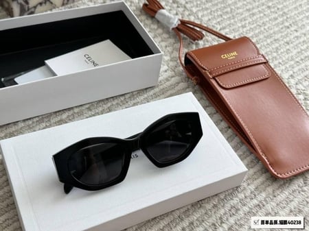 نظارة سيلين ماستر كواليتي مع حافظة جلد