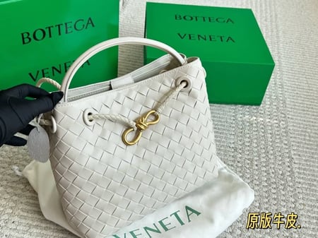 شنطة يد بوتيغا فينيتا ماستر كواليتي