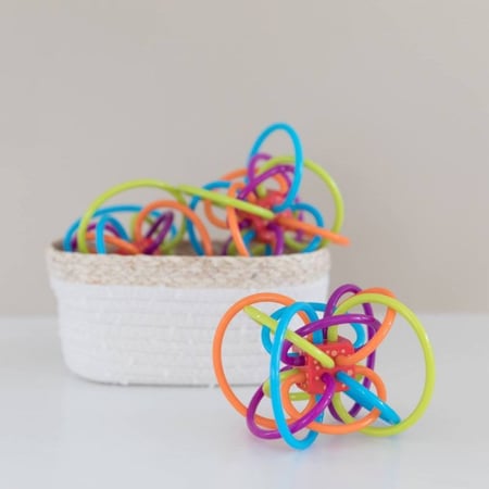 لعبة عضاضة وخشخيشة أطفال مميزة