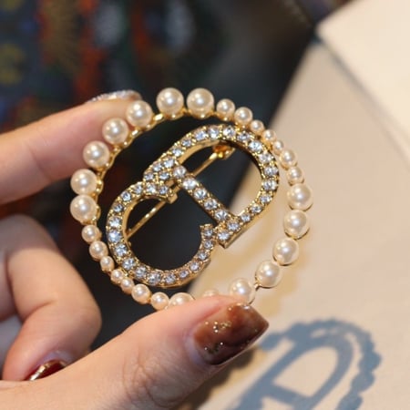 بروشات ماركات