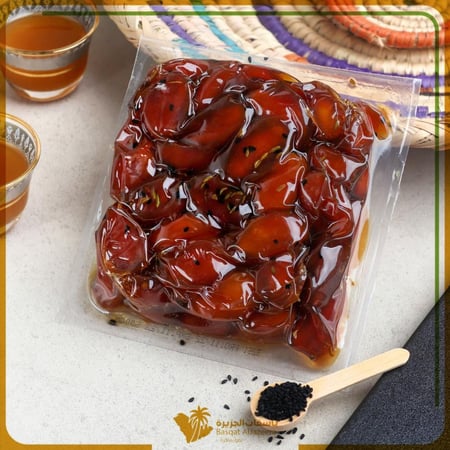 تمر خلاص القصيم 4 نجوم بحبة البركة والشمر نصف كيلو - مكنوز