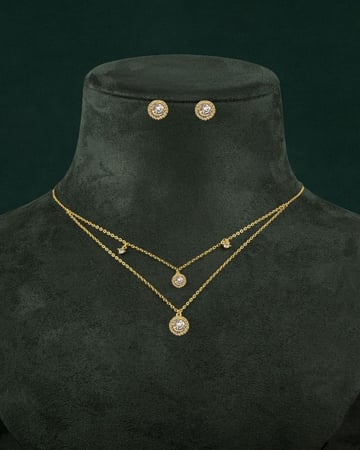 طقم شوكر سلسال وحلق مزين بالزركون تصميم ذهبي