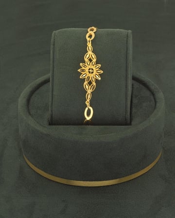 طقم نسائي مميز 5 قطع بلمعة الذهب الفاخرة