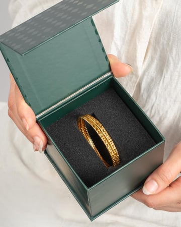 غوايش مبروم بلمعة الذهب الفاخرة - 2حبة