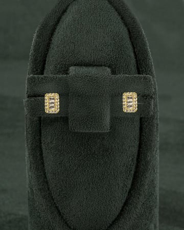 طقم شوكر سلسال وحلق مزين بالزركون تصميم ذهبي