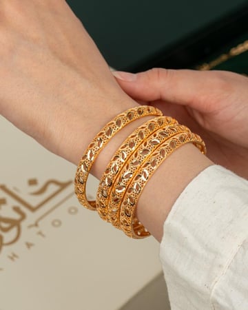 صندوق مجوهرات الملكة تشكيلة ترسم فخامتك وتكمل دلالك