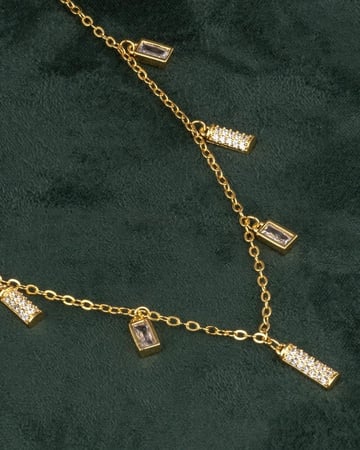 شوكر وحلق بديل الذهب مميز بجمال المستطيلات وبلمعة الألماس