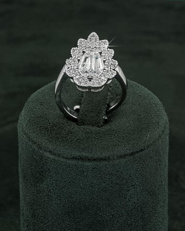 طقم زركون فاخر بلمعة الألماس للمناسبات