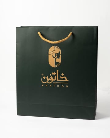 خاتم نسائي فضي مرصع بفصوص الزركون واللؤلؤ