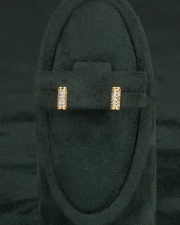 شوكر وحلق بديل الذهب مميز بجمال المستطيلات وبلمعة الألماس