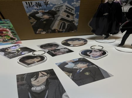 بوكس الخادم الاسود || black butler box