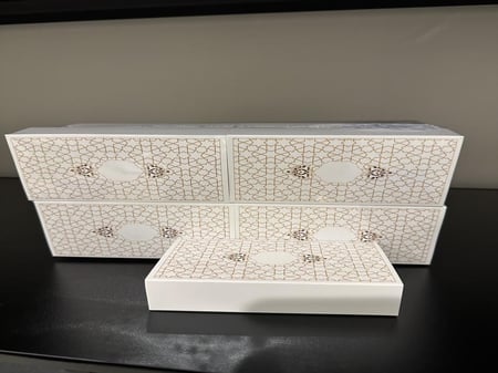 علب أوقية فاخرة ١٢ حبه