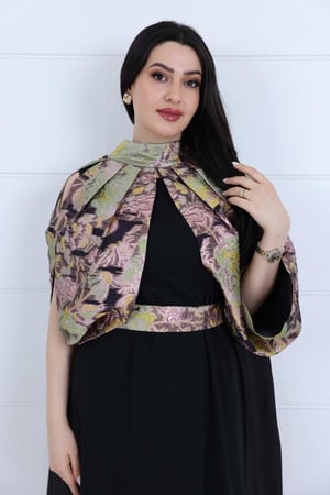 فستان سادة جورسيه مزين بخامة جاكار مشجر على الياقة والحزام