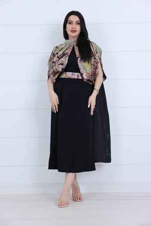 فستان سادة جورسيه مزين بخامة جاكار مشجر على الياقة والحزام