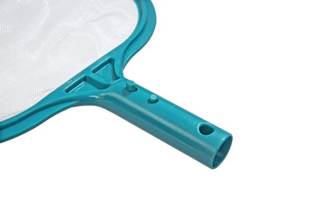 شبك تنظيف حمام السباحة