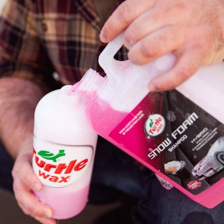 شامبو كثيف الرغوة من ترتر واكس