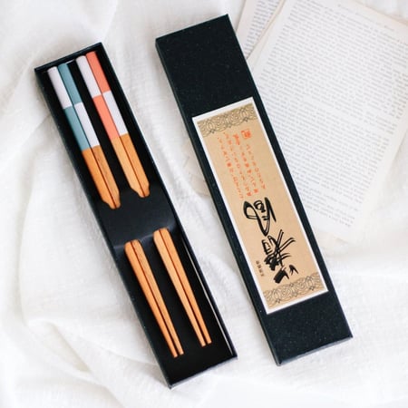 أشهر المأكولات الآسيوية أعواد أكل آسيوية أعواد الأكل الكورية متجر BTS